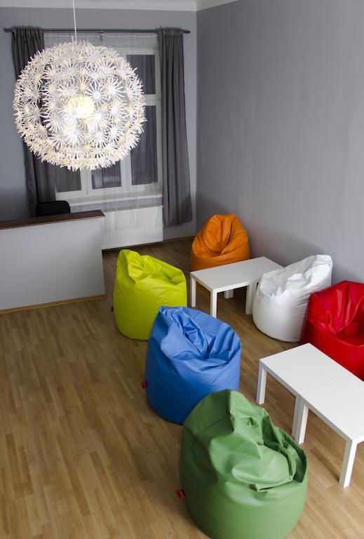 Pillows Party Hostel Krasków Eksteriør bilde